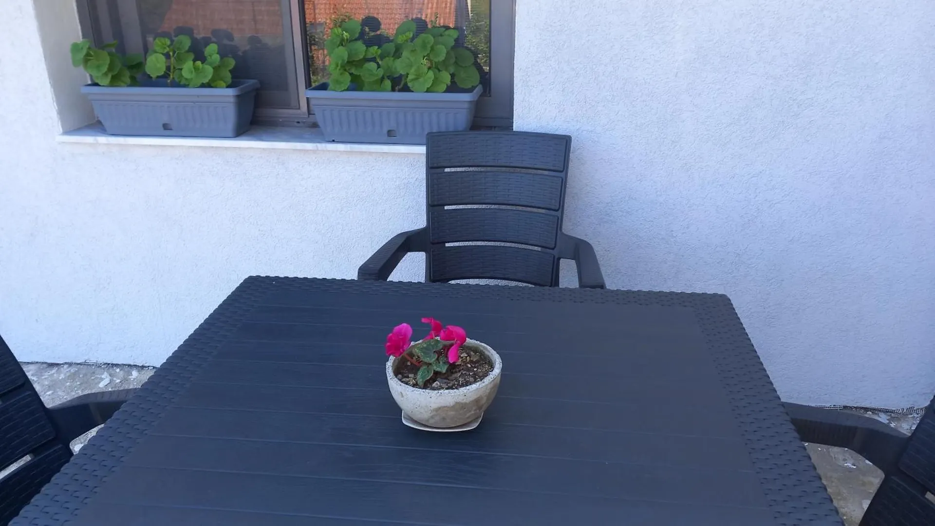 Apartment Tiny Home At The Castle Shkoder Albania