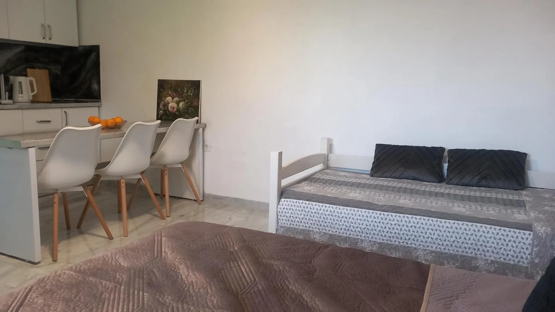 Tiny Home At The Castle Shkoder 0*,  Albania